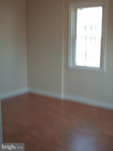 5005 Addison Road Capitol Heights, MD 20743 - Photo 5 of 23 Living Room