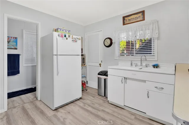 $320,000 | 993 Mercury Way, Crestline, CA 92325