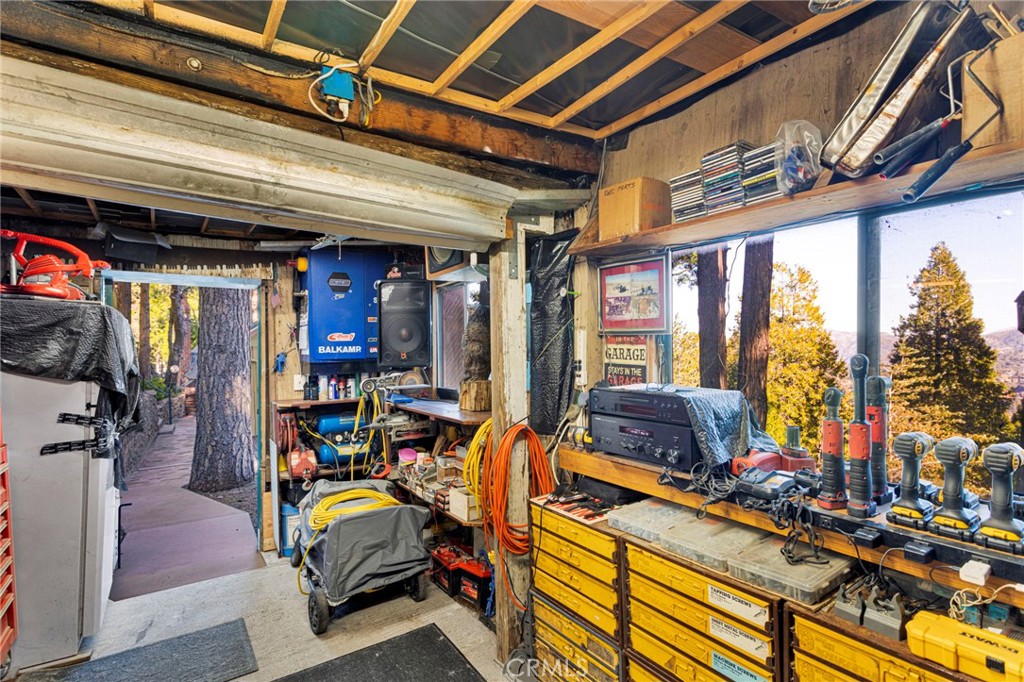 993 Mercury Way Crestline, CA 92325 - Photo 47 of 68 a view of gym equipment