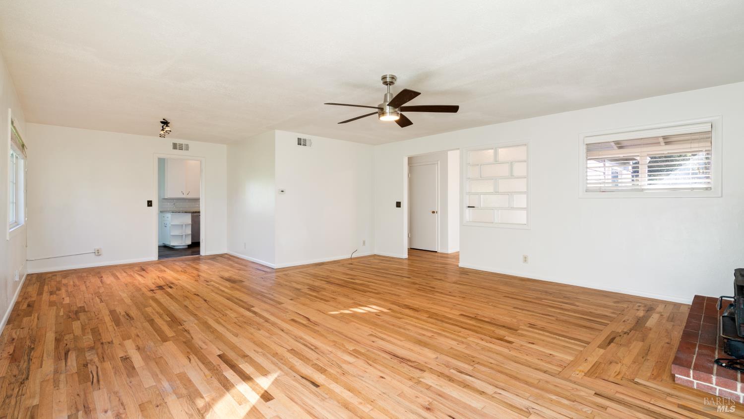 1130 Duer Road Sebastopol, CA 95472 - Photo 13 of 33