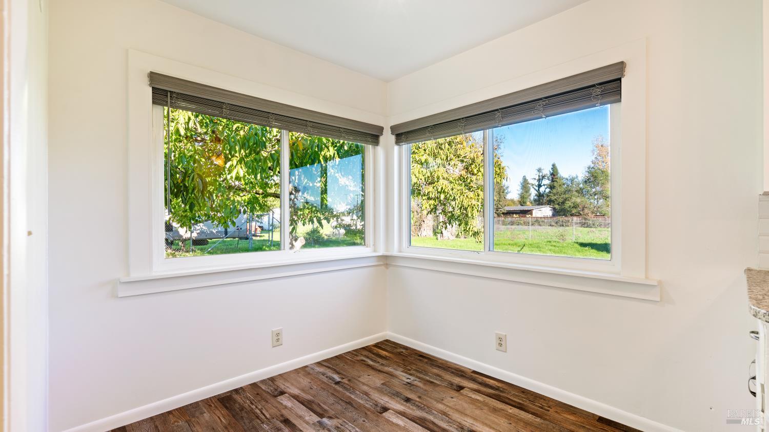 1130 Duer Road Sebastopol, CA 95472 - Photo 15 of 33