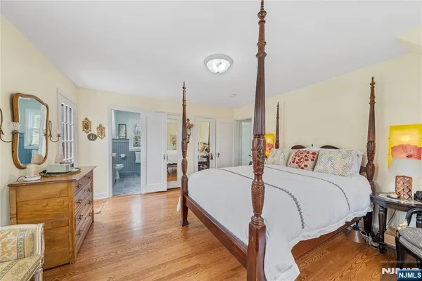 $749,000 | 157 Glenbrook Parkway, Englewood, NJ 07631