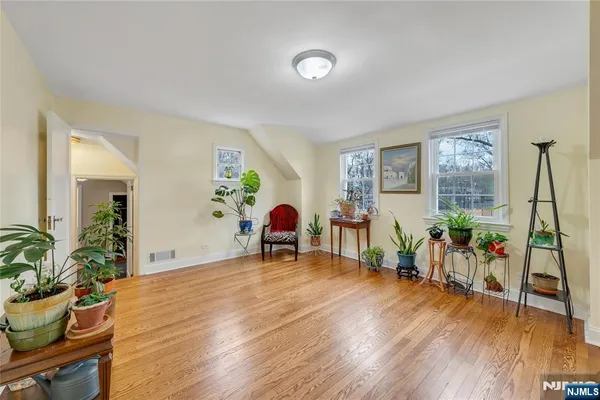 $749,000 | 157 Glenbrook Parkway, Englewood, NJ 07631