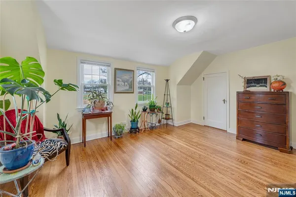 $749,000 | 157 Glenbrook Parkway, Englewood, NJ 07631