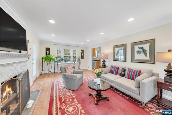 $749,000 | 157 Glenbrook Parkway, Englewood, NJ 07631