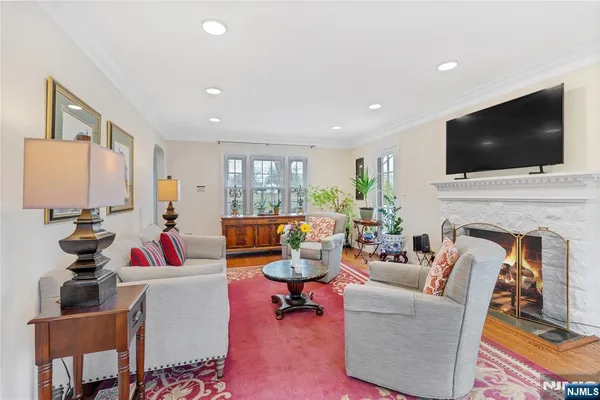 $749,000 | 157 Glenbrook Parkway, Englewood, NJ 07631