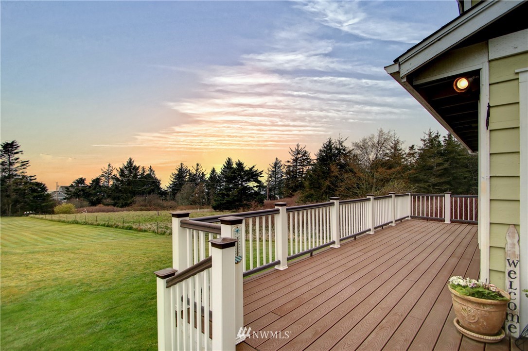 1346 West Beach Road Oak Harbor, WA 98277 - Photo 34 of 40 Gallery Image 34
