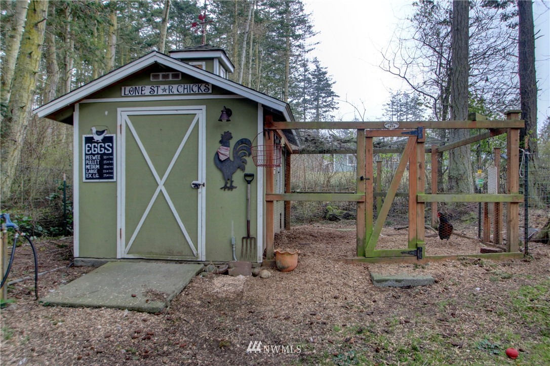 1346 West Beach Road Oak Harbor, WA 98277 - Photo 38 of 40 Gallery Image 38
