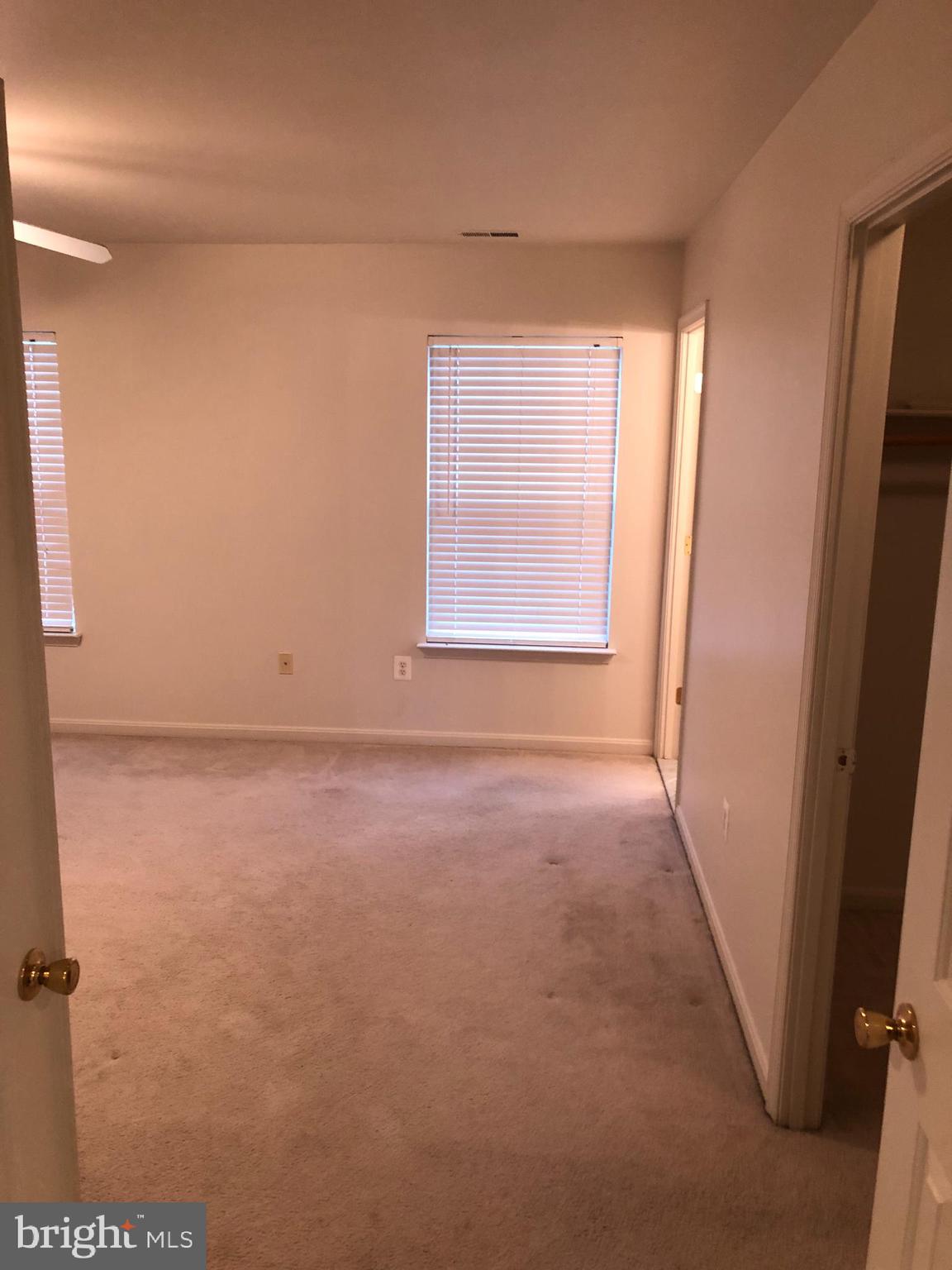 204 Seamaster Road Baltimore, MD 21221 - Photo 11 of 25 Gallery Image 11