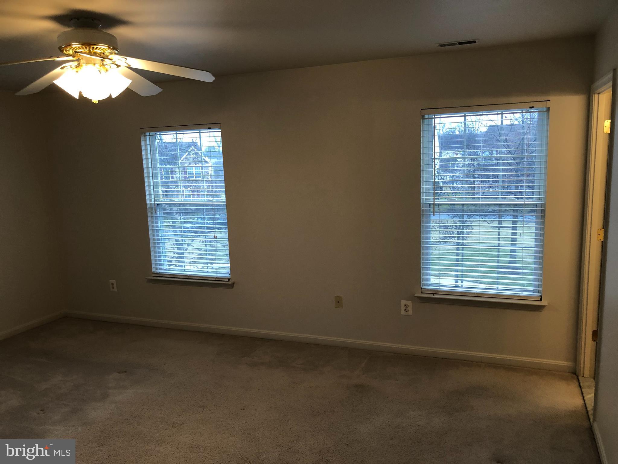 204 Seamaster Road Baltimore, MD 21221 - Photo 12 of 25 Gallery Image 12