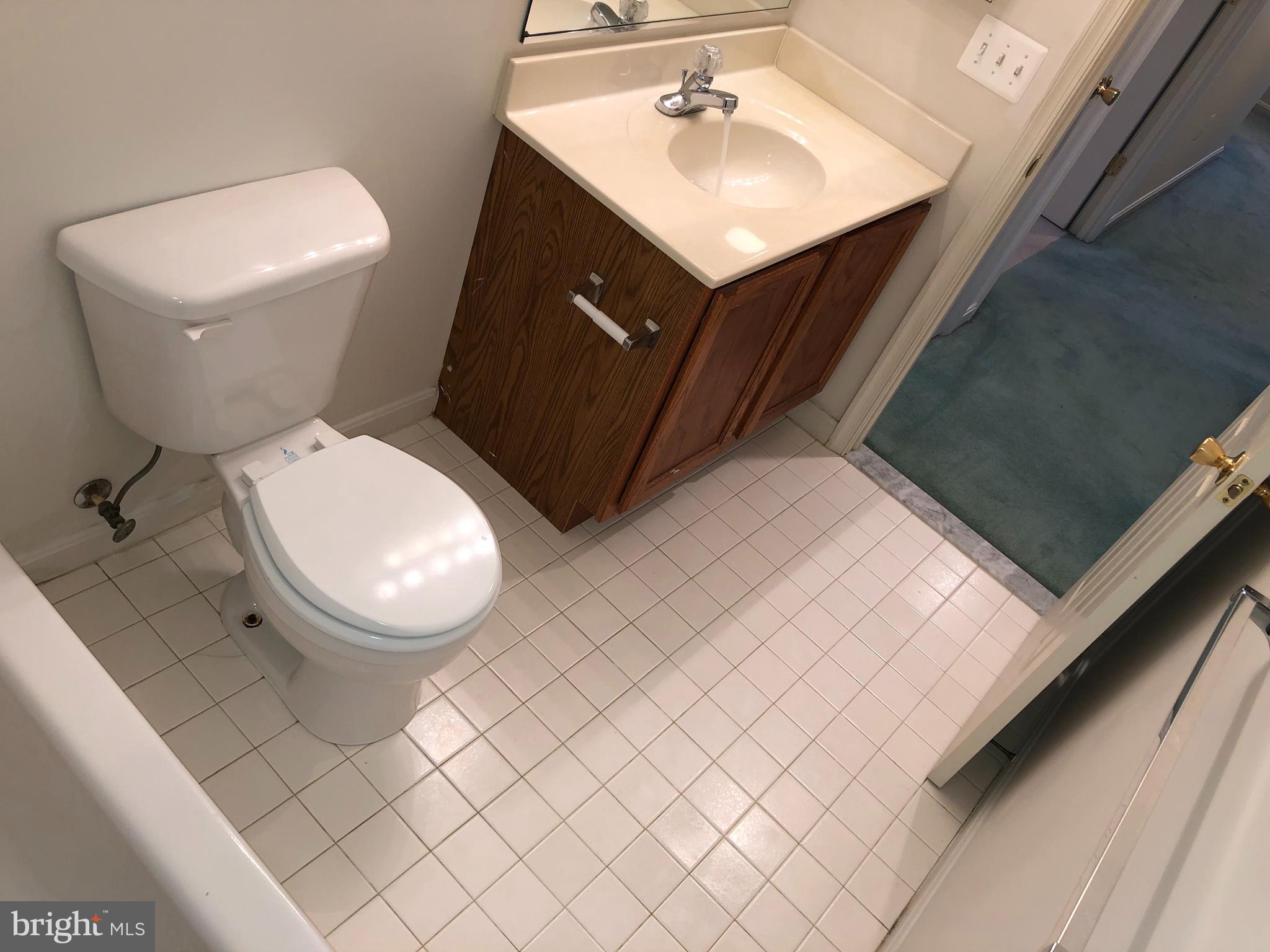 204 Seamaster Road Baltimore, MD 21221 - Photo 21 of 25 Gallery Image 21