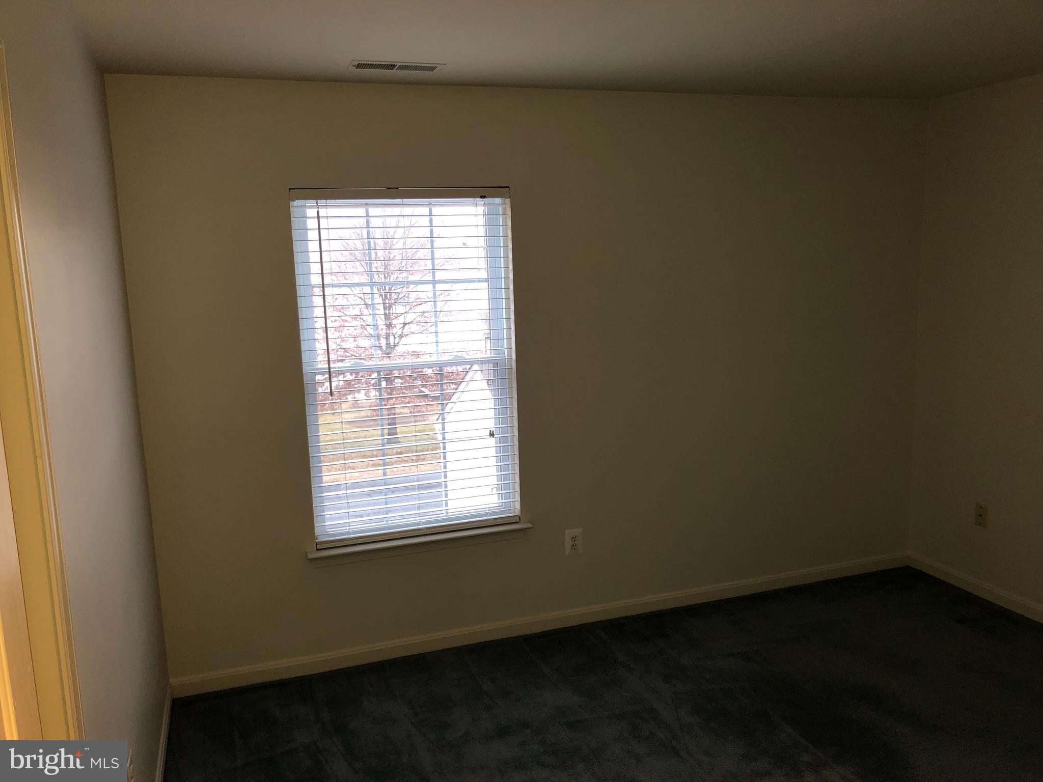 204 Seamaster Road Baltimore, MD 21221 - Photo 23 of 25 Gallery Image 23
