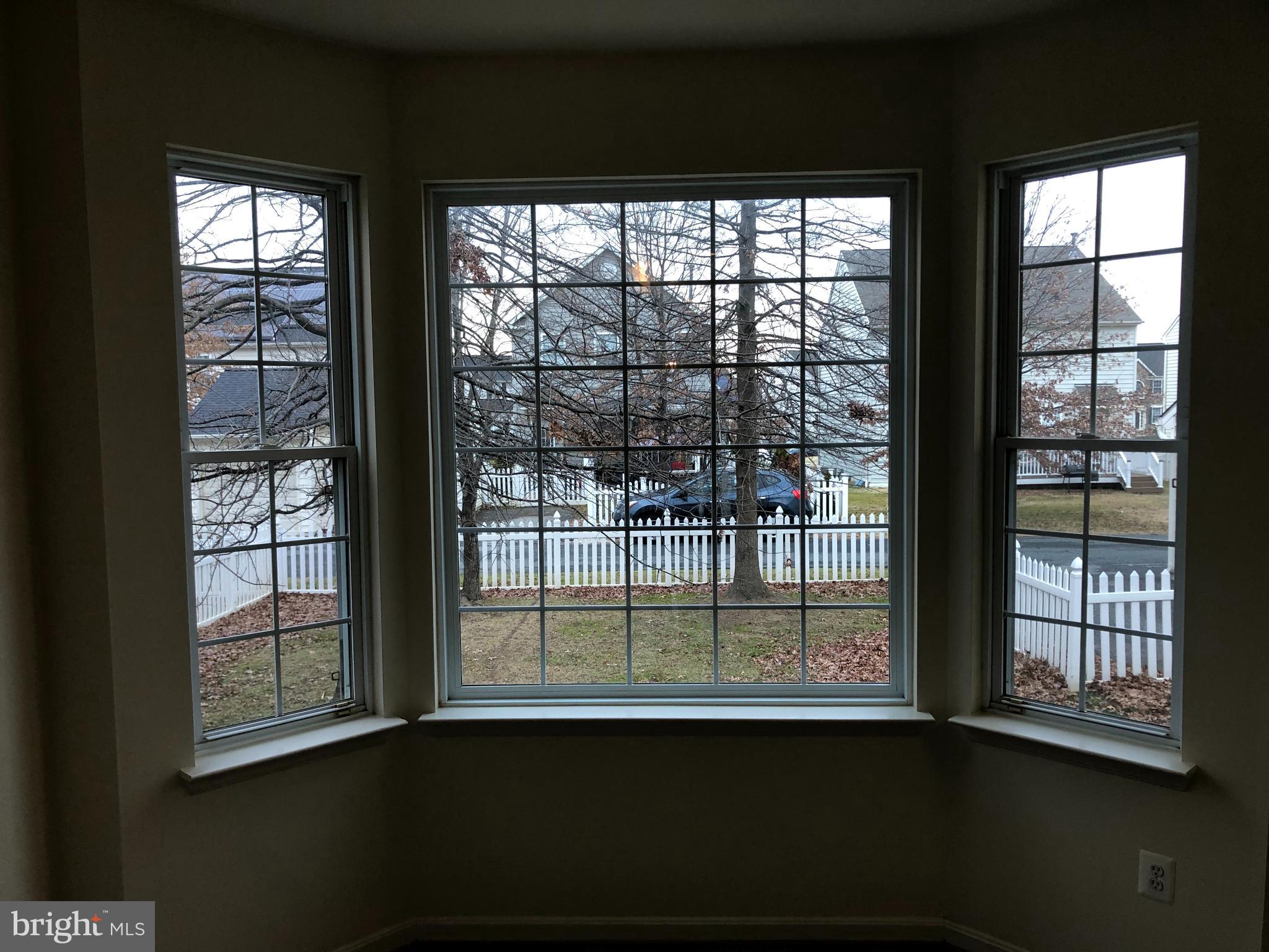 204 Seamaster Road Baltimore, MD 21221 - Photo 8 of 25 Gallery Image 8