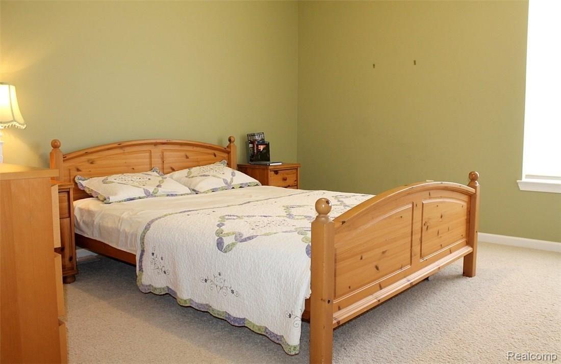 3511 Hogan Circle Rochester, MI 48307 - Photo 26 of 43 Bedroom #3 (pic #1)