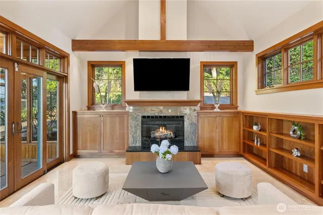 $3,600,000 | 8281 West Mercer Way, Mercer Island, WA 98040