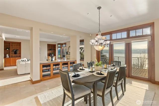 $3,600,000 | 8281 West Mercer Way, Mercer Island, WA 98040