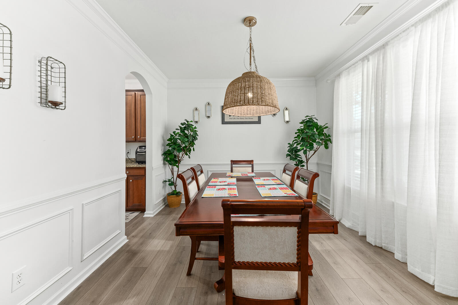 106 Swiftwater Way Summerville, SC 29486 - Photo 9 of 31 106 Swiftwater Way (5 of 54)