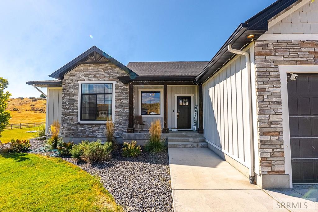 5764 East 65th South Idaho Falls, ID 83406 - Photo 2 of 26