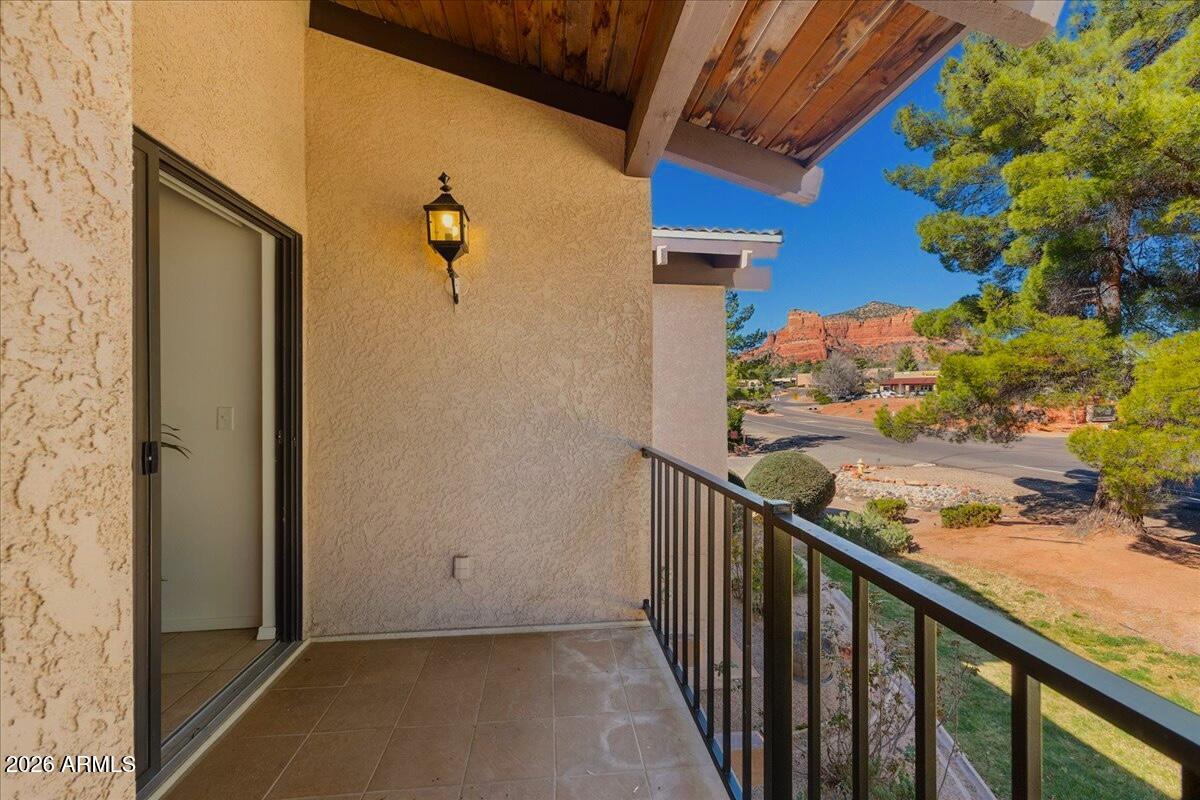 65 Verde Valley School Road, Unit H10 Sedona, AZ 86351 - Photo 5 of 20 a view of a balcony