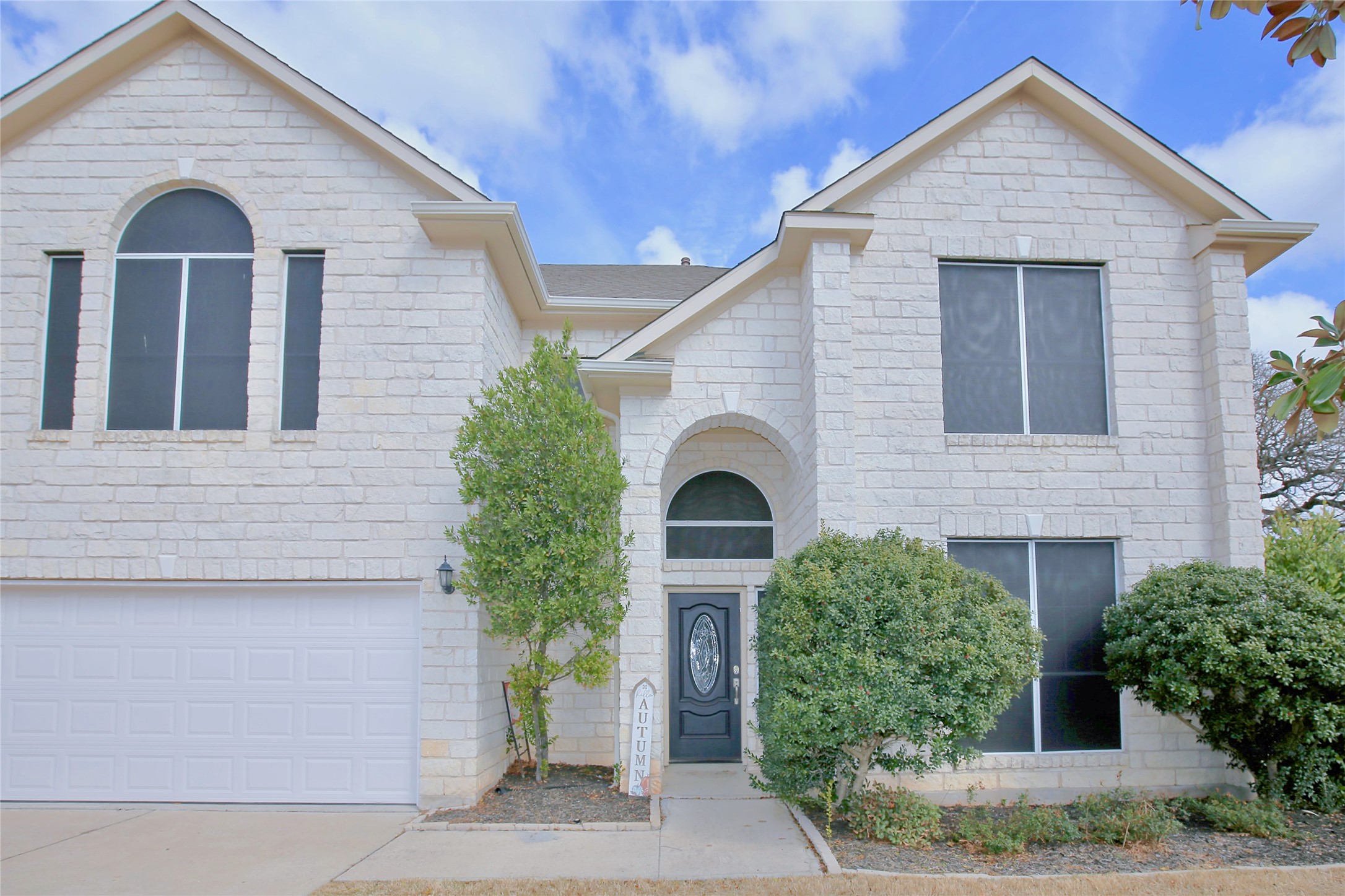2002 Singing Hills Leander, TX 78641 - Photo 2 of 31 a view of front a house