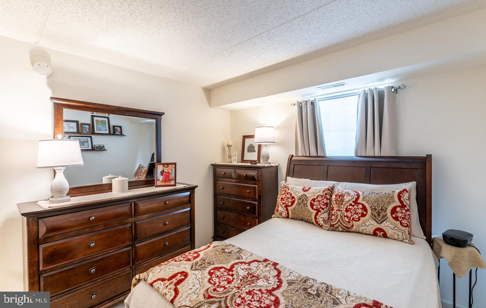 305 Brandon Road Norristown, PA 19403 - Photo 20 of 40 Bedroom