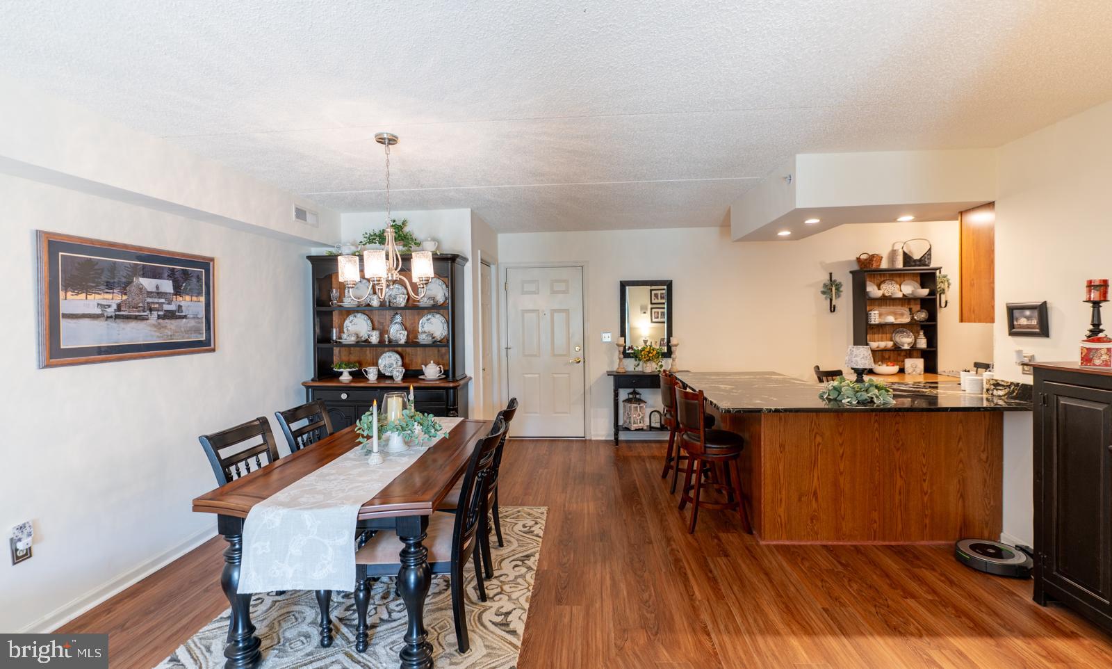 305 Brandon Road Norristown, PA 19403 - Photo 6 of 40 Dining Room