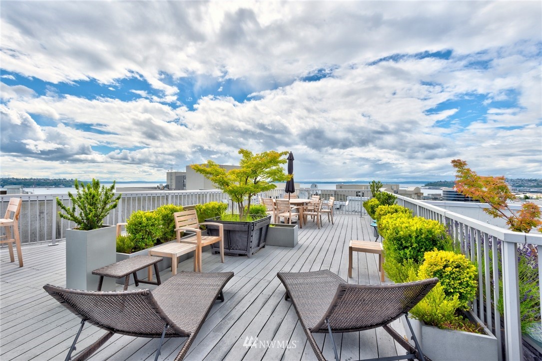 76 Cedar Street, Unit 608 Seattle, WA 98121 - Photo 19 of 23