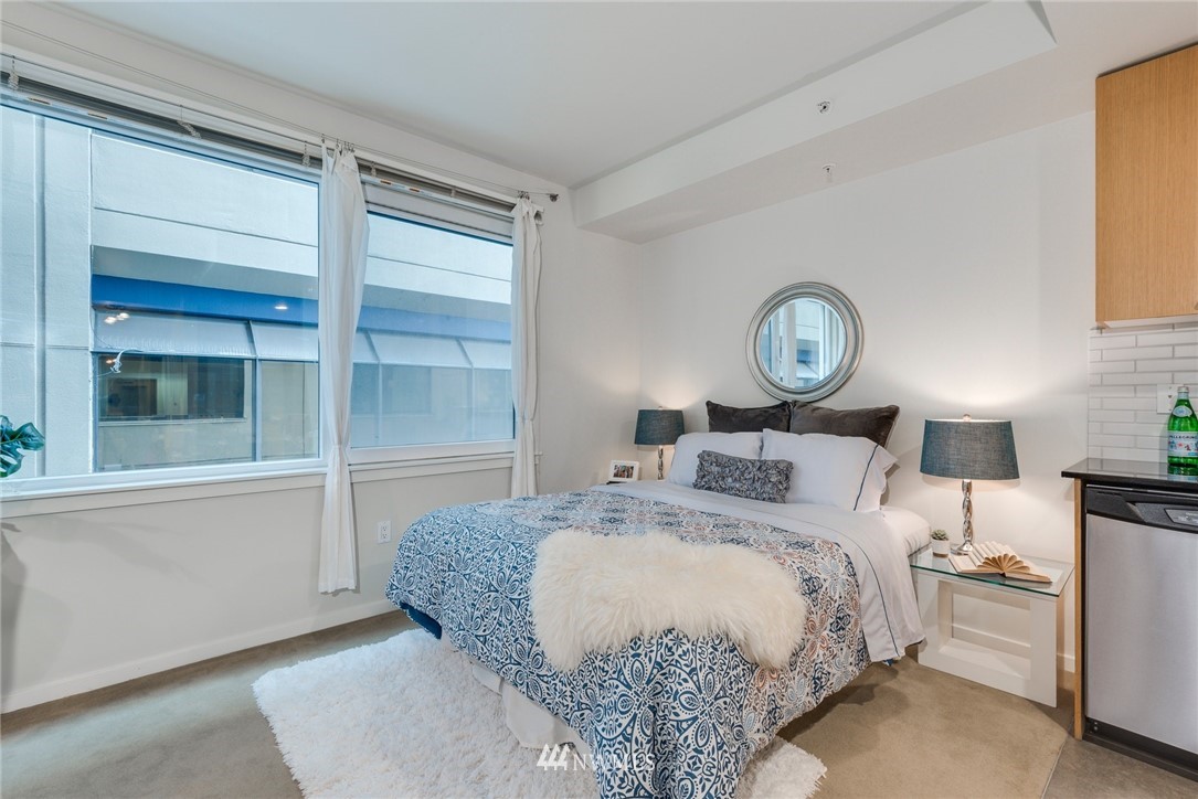 76 Cedar Street, Unit 608 Seattle, WA 98121 - Photo 7 of 23