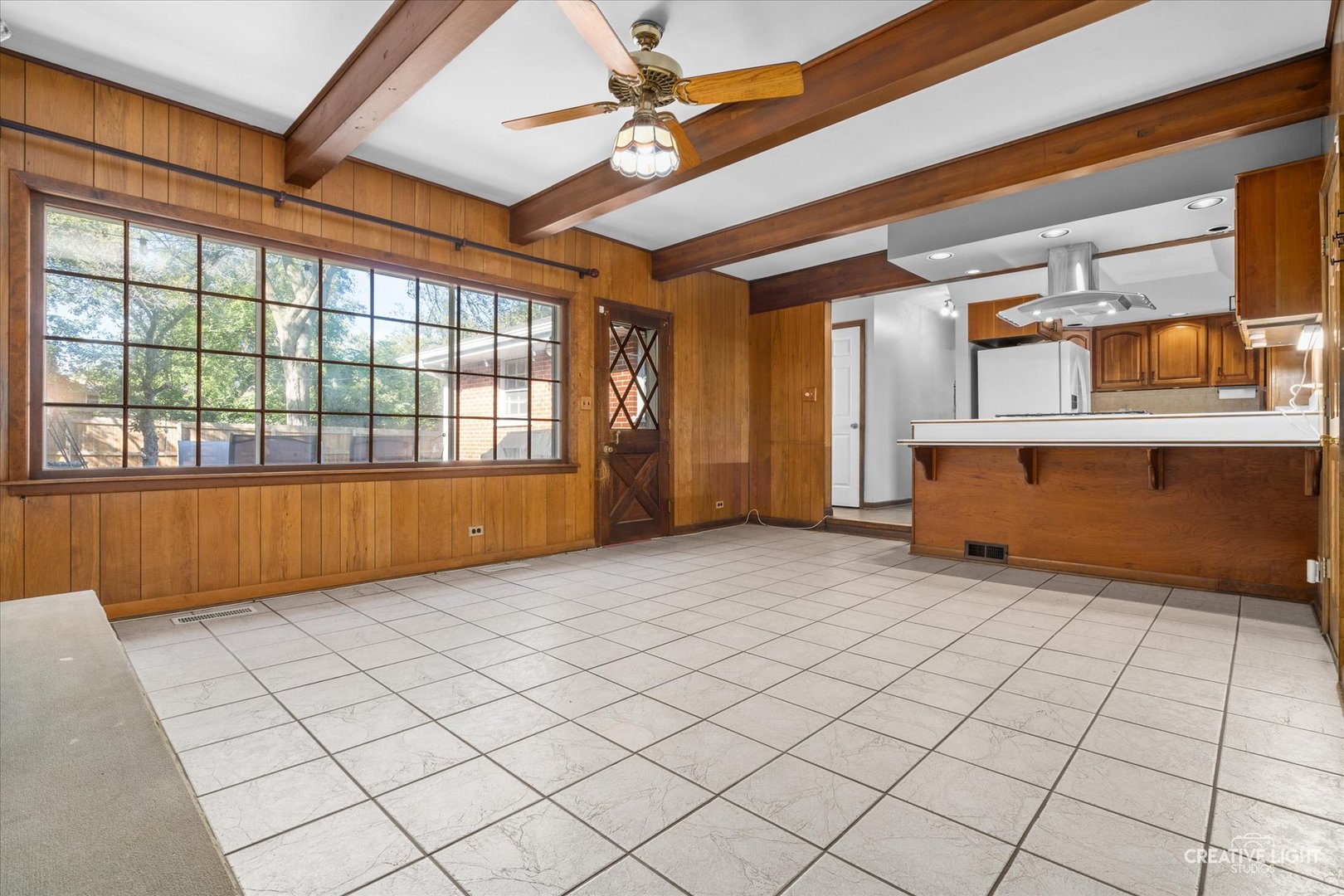 1800 East Algonquin Road Des Plaines, IL 60016 - Photo 13 of 26 a view of room with window