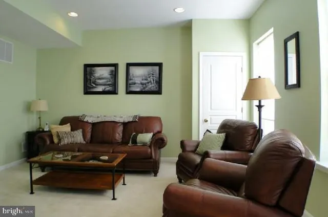 $2,950 | 1914 Cavalier Lane, Chester Springs, PA 19425