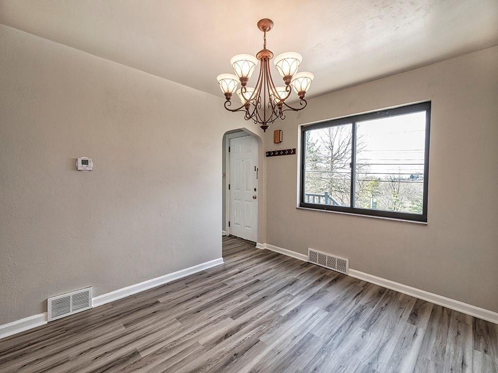 1017 Greentree Road Green Tree, PA 15220 - Photo 13 of 25 Gallery Image 13
