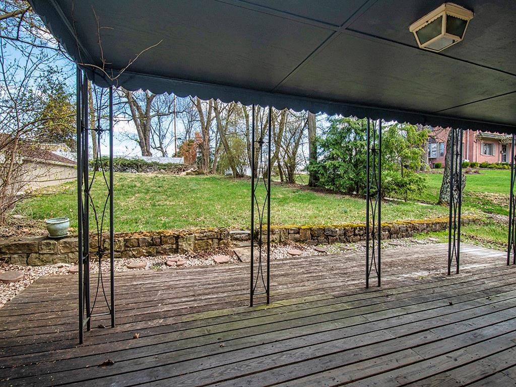 1017 Greentree Road Green Tree, PA 15220 - Photo 21 of 25 Gallery Image 21