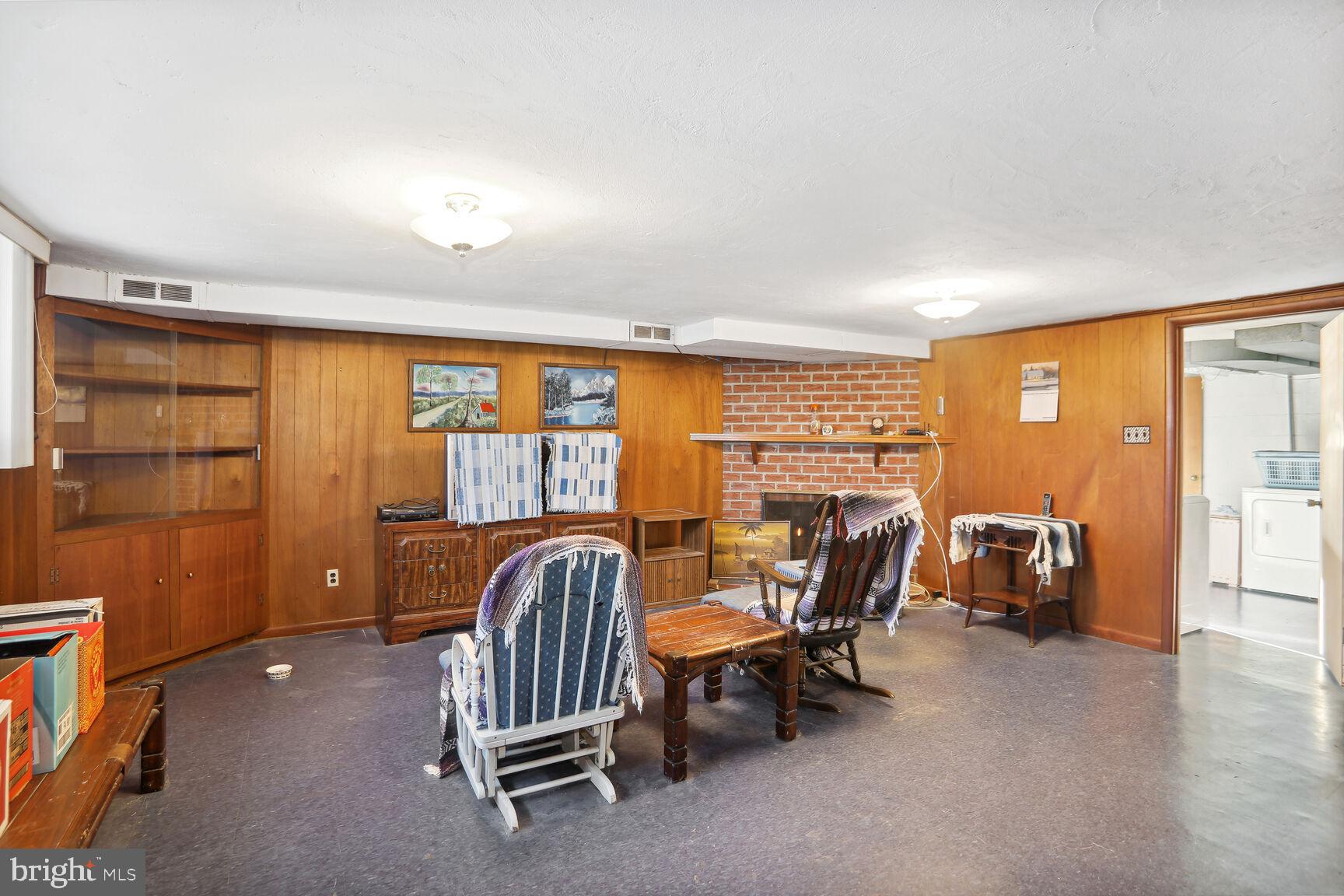 722 Charette Road Philadelphia, PA 19115 - Photo 12 of 15