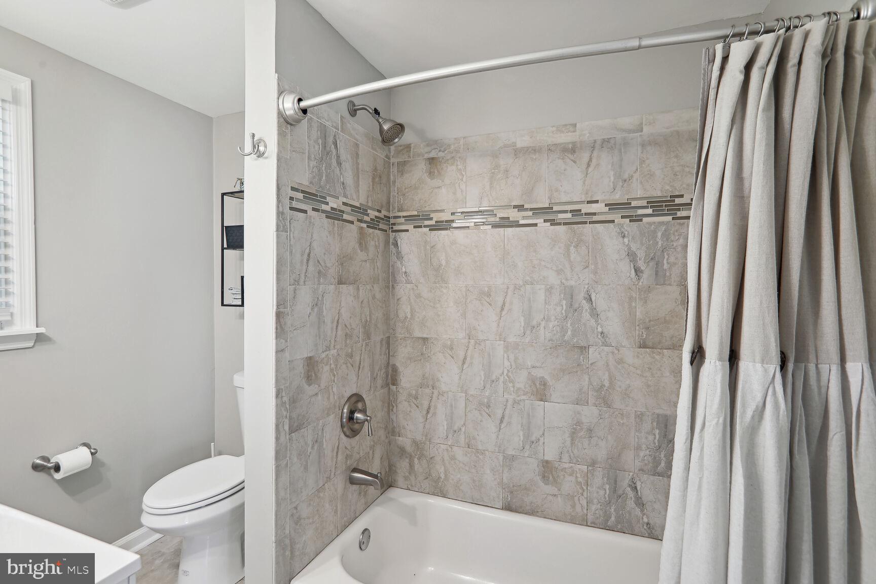 2003 Erial Clementon Road Sicklerville, NJ 08081 - Photo 13 of 16 Gallery Image 13
