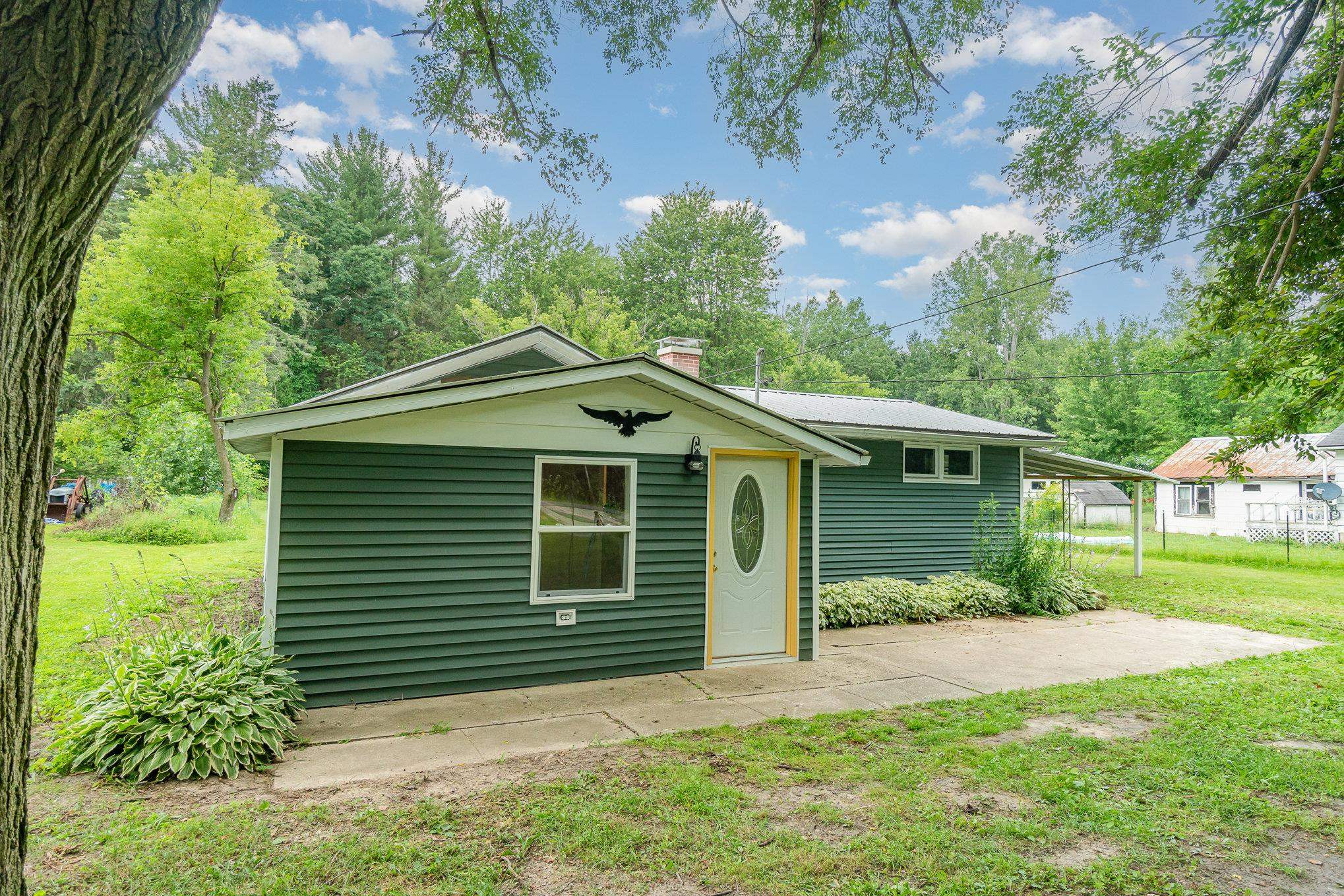 753 North Homer Road Midland, MI 48640 - Photo 3 of 19 Gallery Image 3