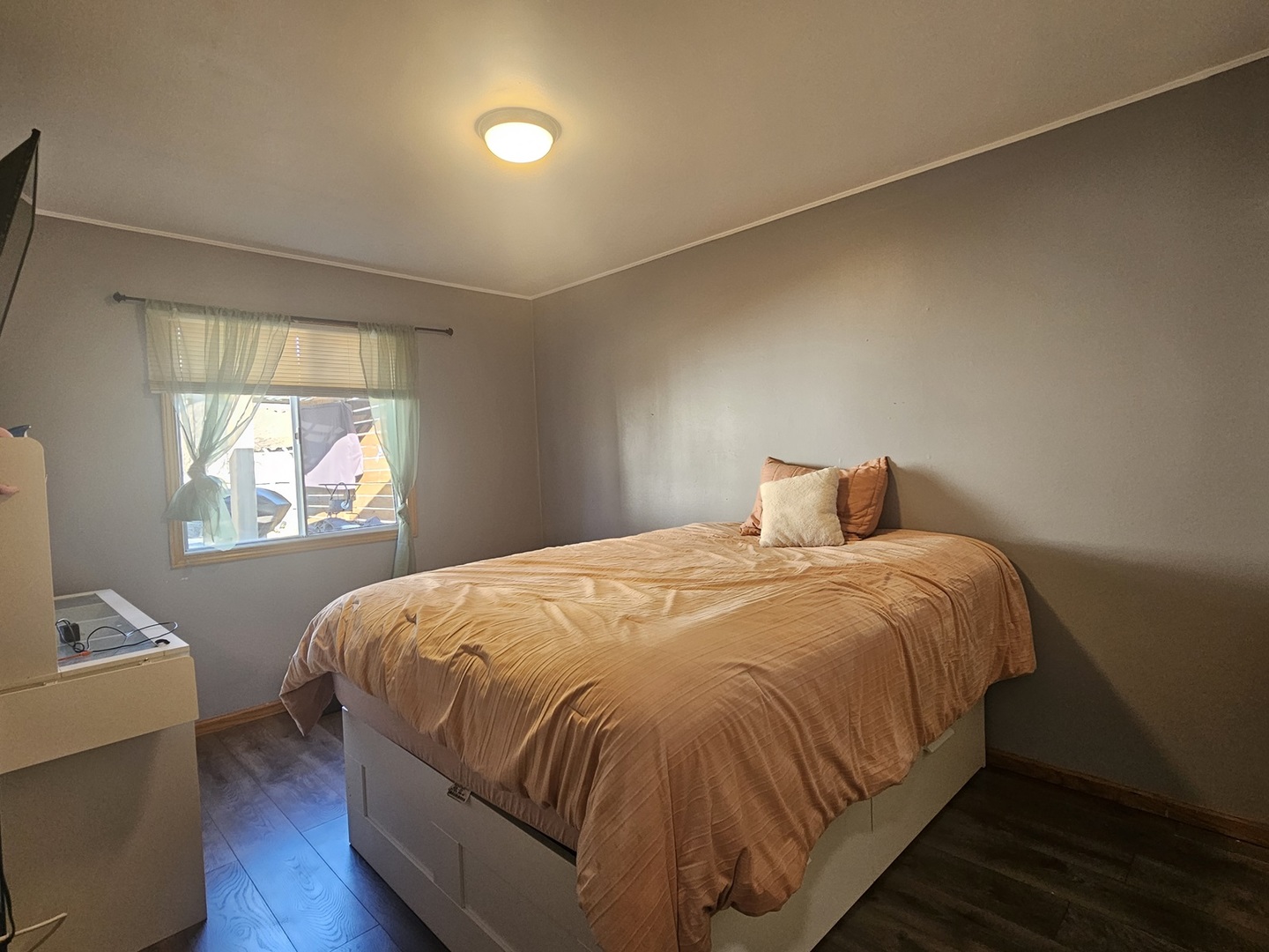 1353 Spring Valley Drive Carol Stream, IL 60188 - Photo 14 of 25 a bedroom with a bed and window