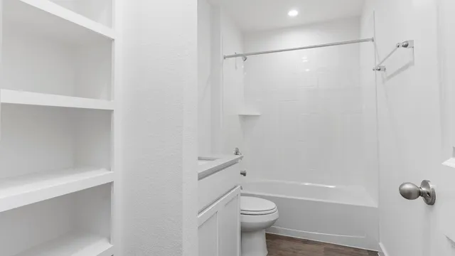 $322,990 | 6116 Cherry Mdws Street, Rosenberg, TX 77469