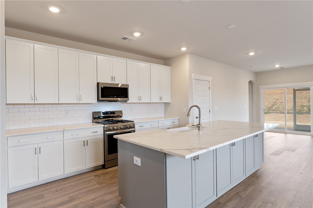 117 Eagle Crk Drive Central, SC 29630 - Photo 3 of 26