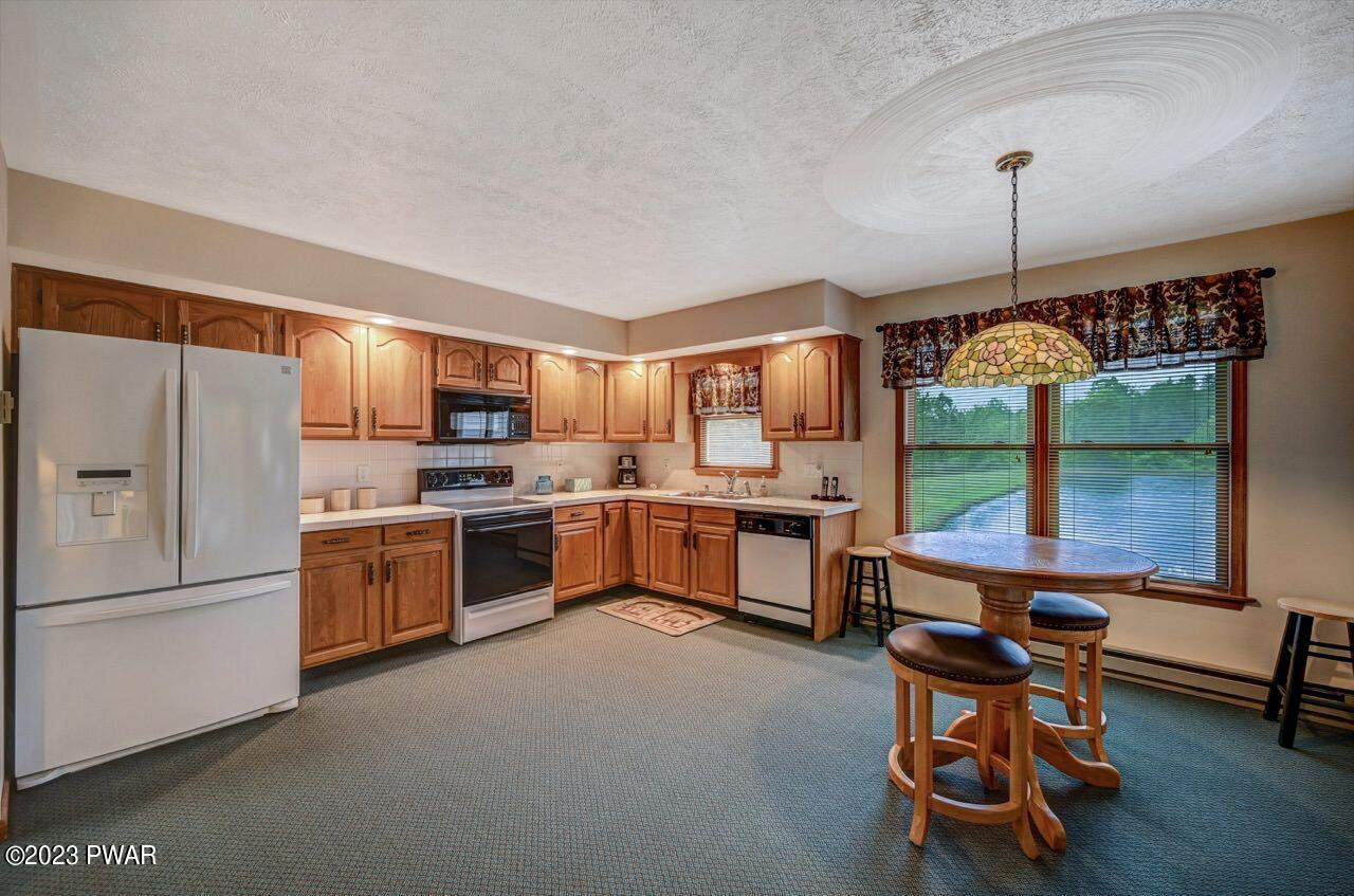 194 North Smith Road Waymart, PA 18472 - Photo 51 of 88 Kitchen