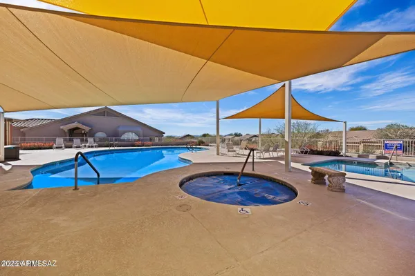 $375,000 | 13401 North Rancho Vistoso Boulevard, Unit 74, Oro Valley, AZ 85755