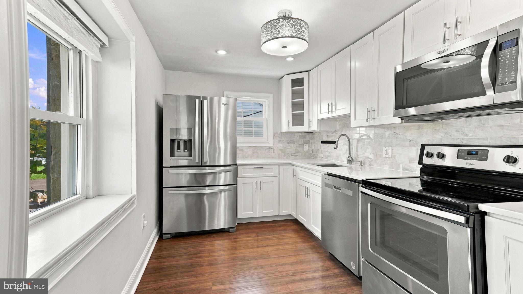 404 Exton Road Hatboro, PA 19040 - Photo 6 of 37 Kitchen