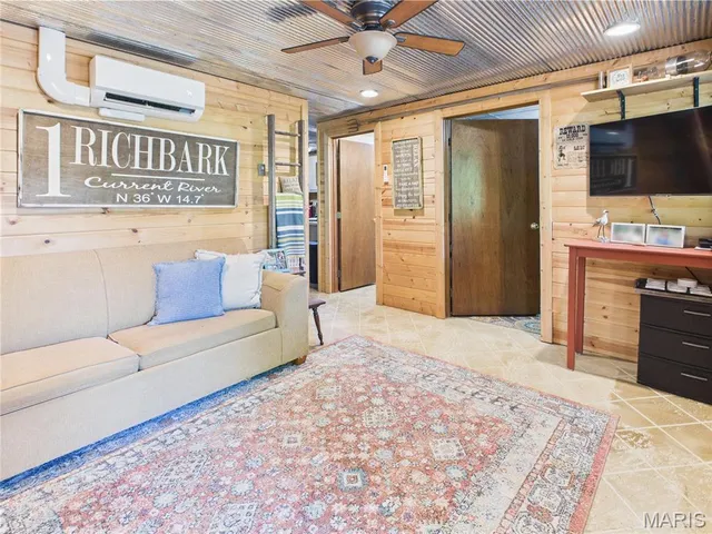 $459,000 | 1 Rich Bark Lane, Van Buren, MO 63965