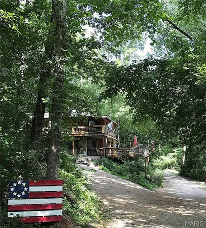 $459,000 | 1 Rich Bark Lane, Van Buren, MO 63965