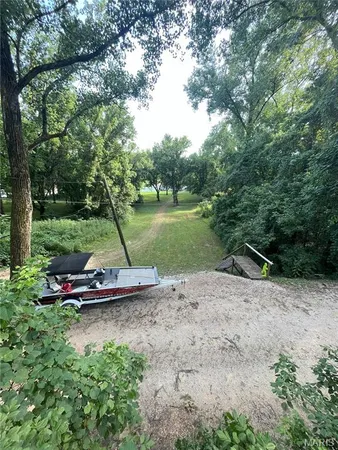 $459,000 | 1 Rich Bark Lane, Van Buren, MO 63965