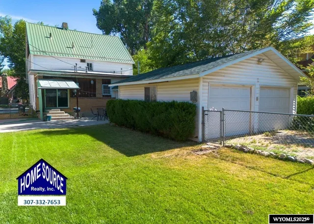 $430,000 | 333 Cascade Street, Lander, WY 82520