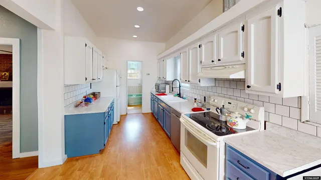 $430,000 | 333 Cascade Street, Lander, WY 82520