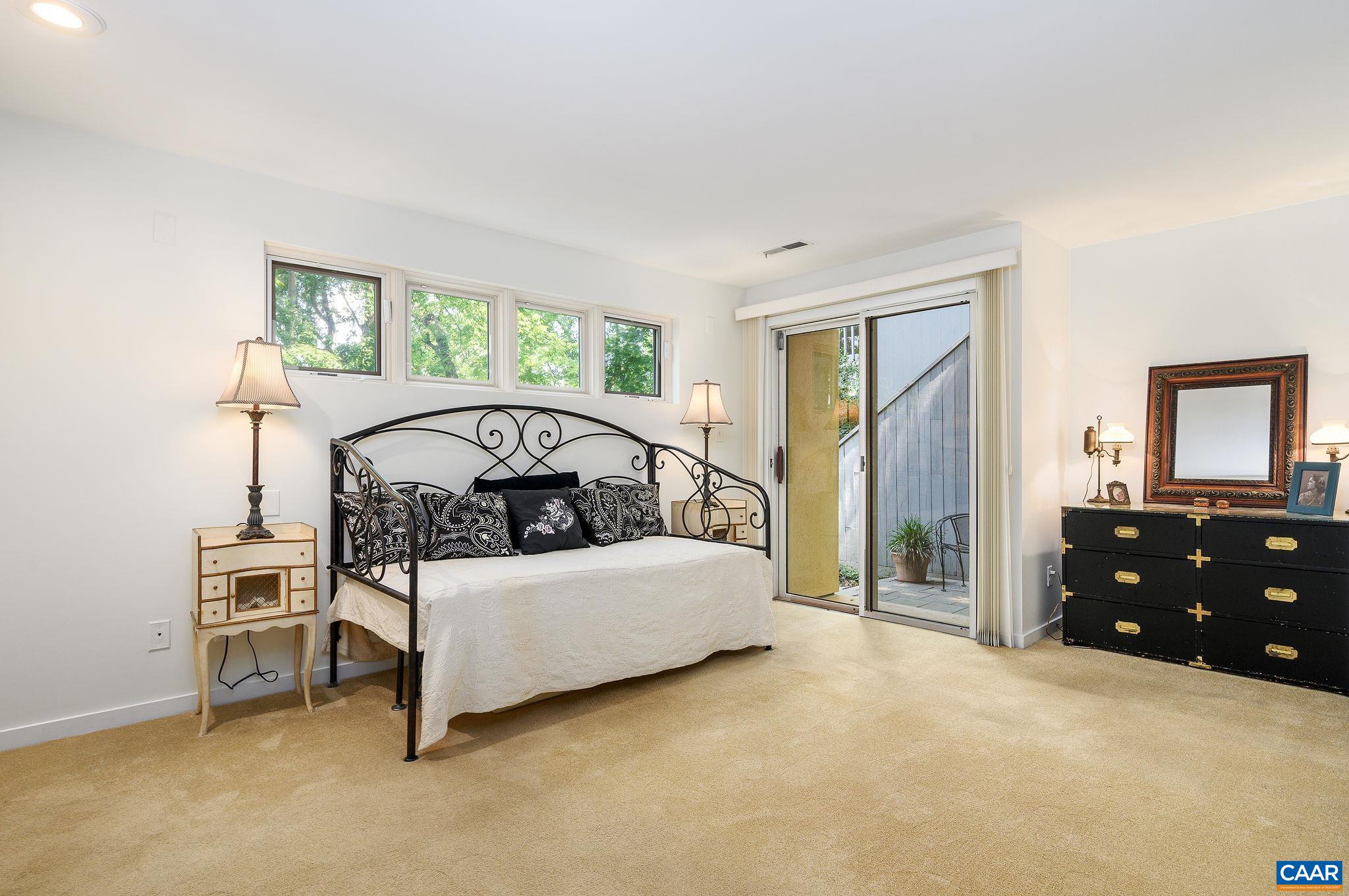 207 2nd Street Northwest, Unit D Charlottesville, VA 22902 - Photo 14 of 18