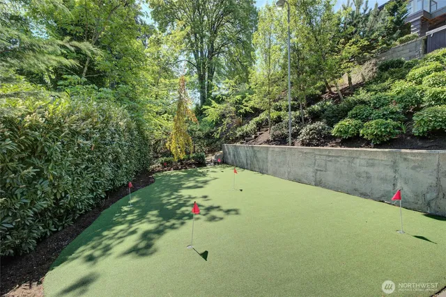 $12,500 | 914 88th Avenue Northeast, Medina, WA 98039