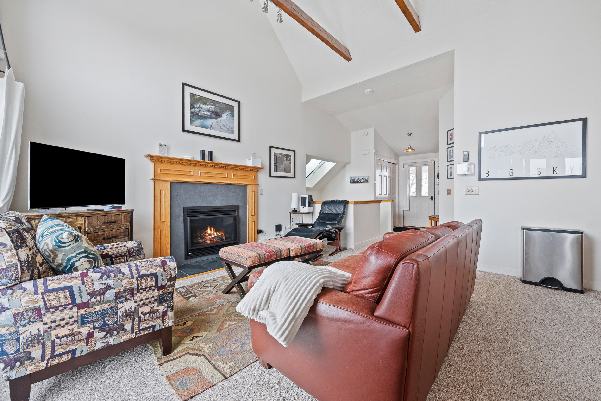 67 Rock Pond Road, Unit 1034 Sandy River Plt, ME 04970 - Photo 9 of 32 Living