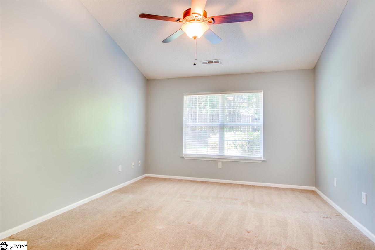 310 Riverside Chase Circle Greer, SC 29650 - Photo 5 of 28 Gallery Image 5